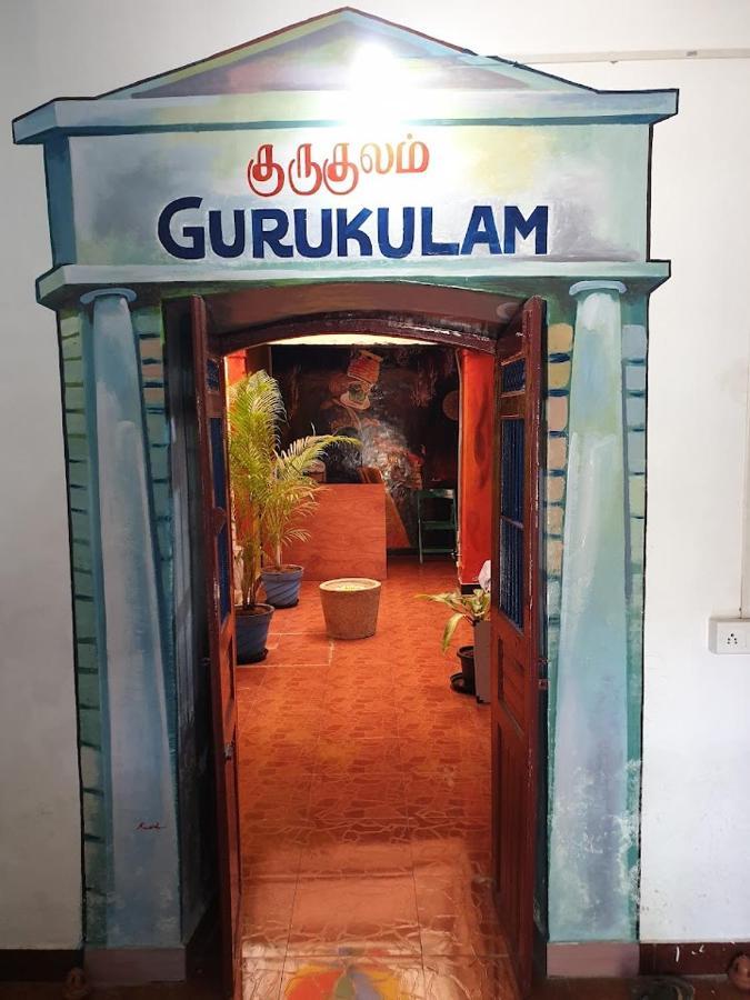 Hostel 111 By Gurukulam. Pondichéry Extérieur photo